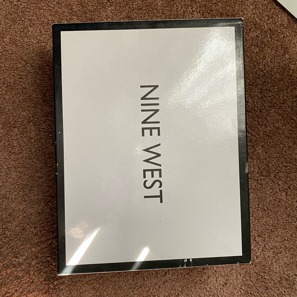 Pointy Toe Pumps - image 2